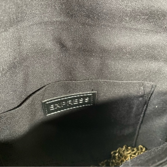 Express Patterned Fabric Shell Clutch Purse - Picture 6 of 7